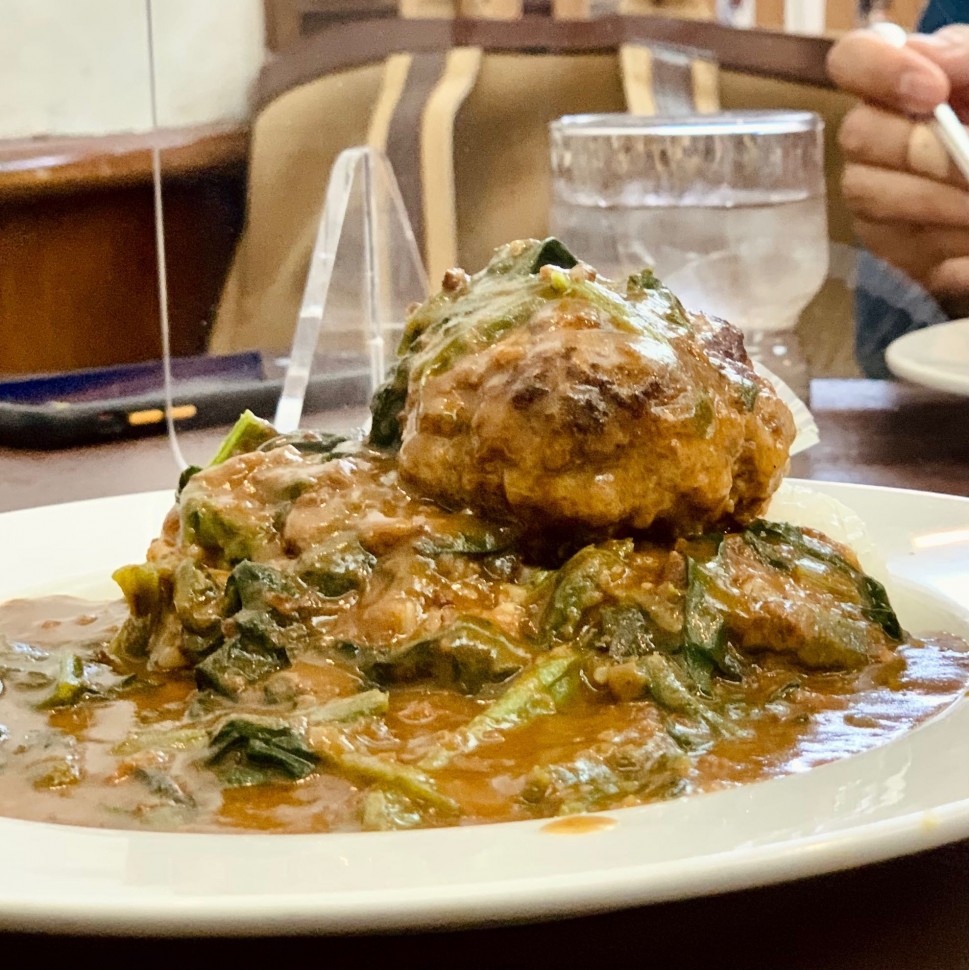 ハンバーグほうれん草カレー