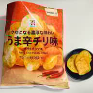 クセになる濃厚な味わい うま辛チリ味　ポテトチップス うま辛