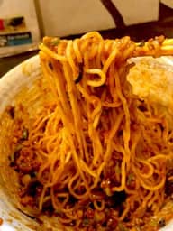 イカゲソ汁なし担担麺（冷やし） 辛め