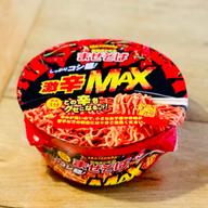 カップまぜそば激辛ＭＡＸ 