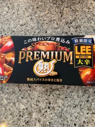 PREMIUM 熟カレー LEE 辛さ×10倍 大辛