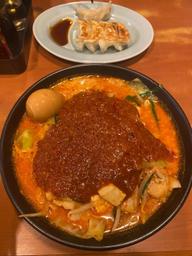 どて辛麺 　 普通