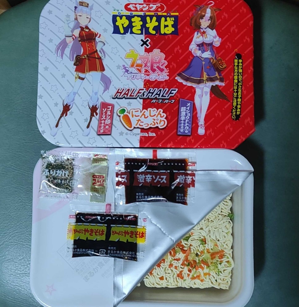 ペヤング ゴルシ印のソースやきそば×メイショウドトウの超激辛

