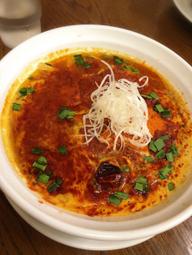 朝天麻辣白湯麺 ヨンカラ