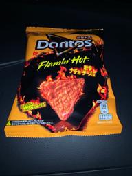 ドリトス Flamin Hot 激辛ナチョ・チーズ味