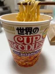 世界のカップヌードル パクチー香る　トムヤムクン 3