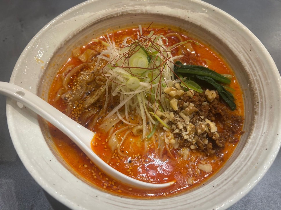 平打ち担々麺