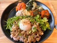 香味野菜とミックスナッツのドライカレー