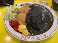 オムカツカレー