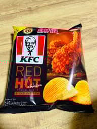 カルビーポテトチップス レッドホットチキン 小辛？