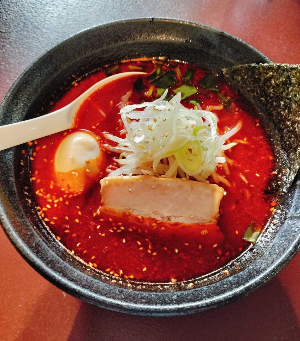牛骨辛ラーメン 激辛 激辛