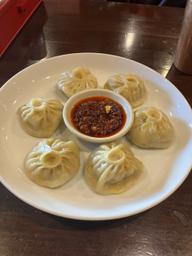 ネパールモモ（餃子）6P 【辛･オブ･ザ･イヤー2025】