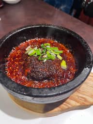 頂点石焼麻婆刀削麺（天獄辛）