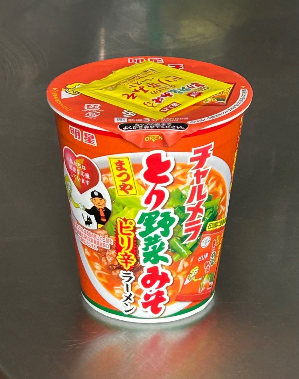                 チャルメラ とり野菜みそピリ辛ラーメン