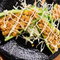 生ピーマン肉詰め