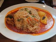 スリランカヌードルカリー 辛口(★5つ中3つ)