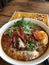 パニックラーメン たまらんこの辛さ！