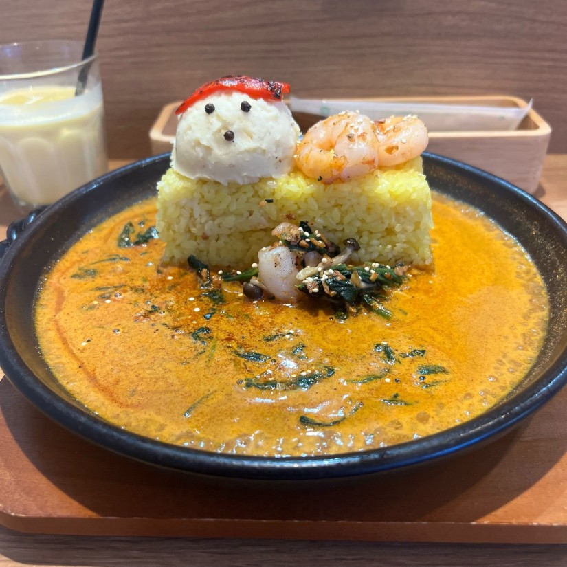 ガーリックシュリンプカレー マッシュポテトトッピング 7辛