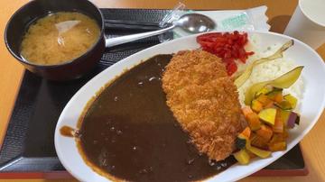 カツ黒カレー