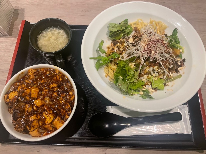 汁なし坦々麺