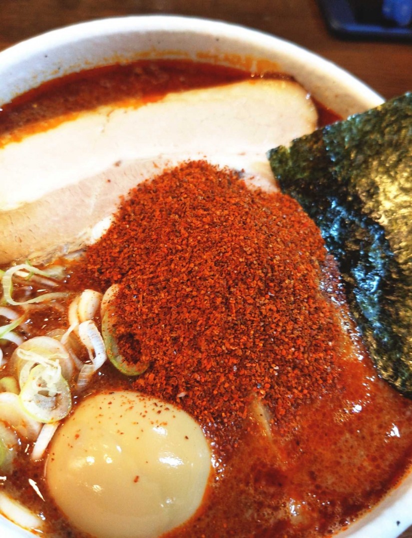 辛辛魚味玉らーめん