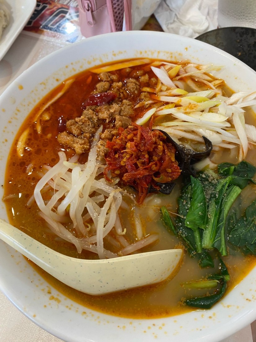 白ゴマ担々刀削麺 通常より辛め