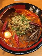 赤味噌麻辣豚骨