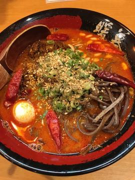 赤味噌麻辣豚骨