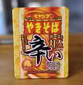 ペヤング
辛いやきそば
チーズ味

 辛さレベル5