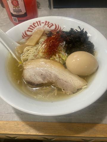 黄金辛塩らーめん