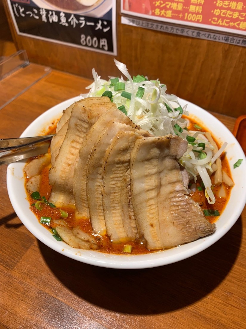 旨辛かつくに チャーシュー増量 6辛