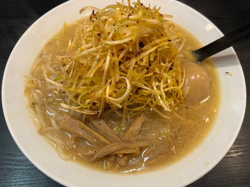 辛ネギラーメン