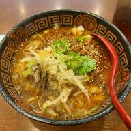 麻辣刀削麺