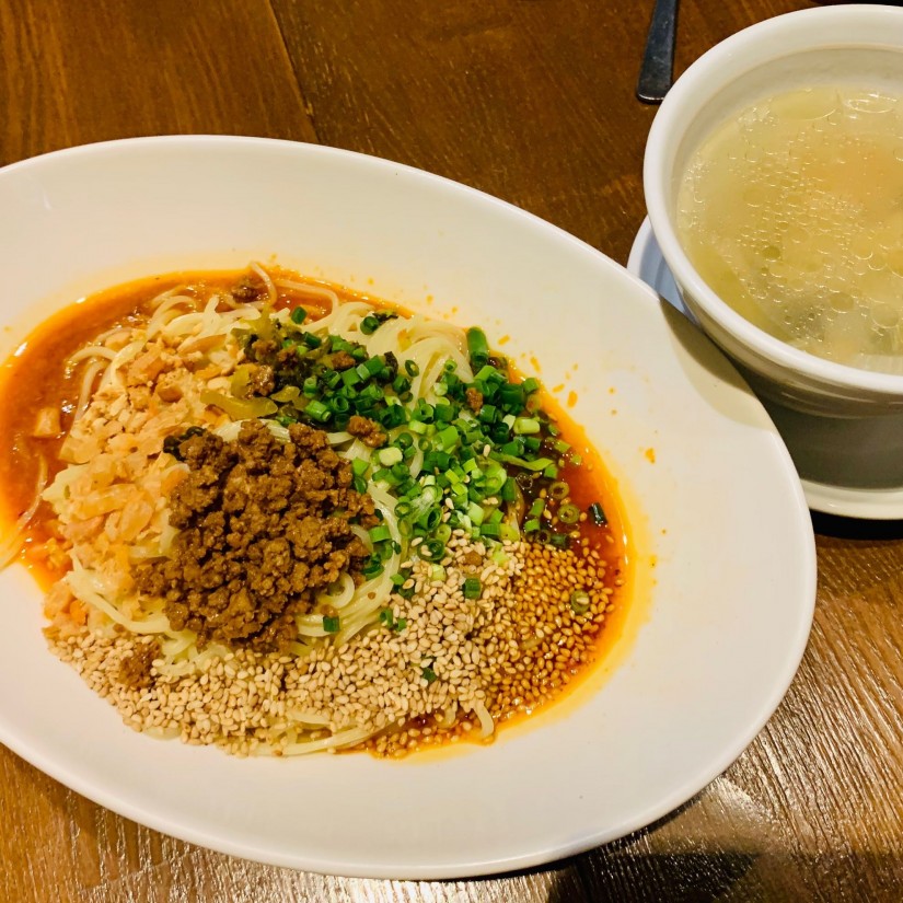 汁なし担々麺