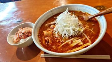 キム地獄ラーメン（小キムチ丼付）