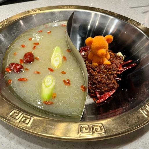 クマさん火鍋（麻辣&白湯）