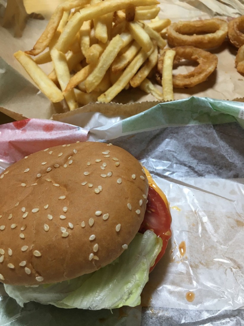 レッドチリスモーキーワッパー チポトレソースで新感覚の辛さ！