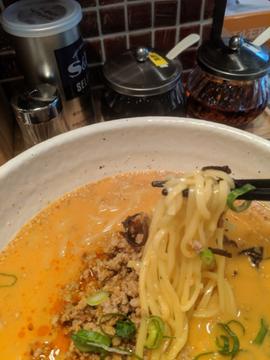 芝麻担々麺