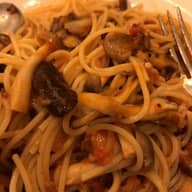 きのこミックスの唐辛子トマトソース 辛