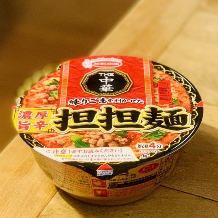 ＴＨＥ中華　練りごまを利かせた濃厚旨辛担担麺