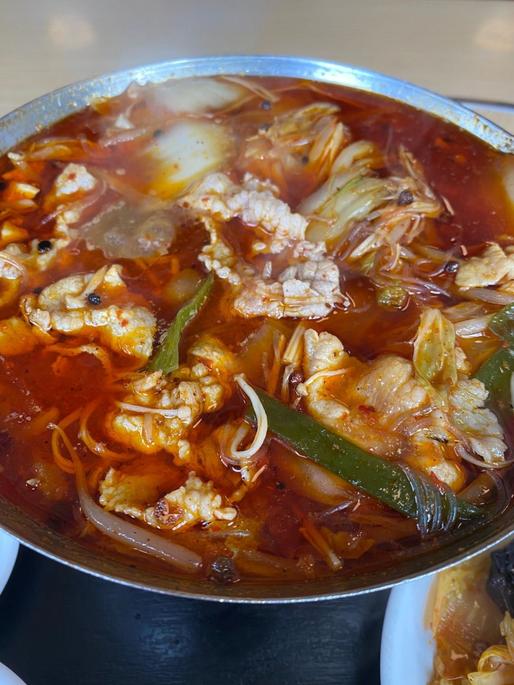 豚肉火鍋（ランチ） 激辛