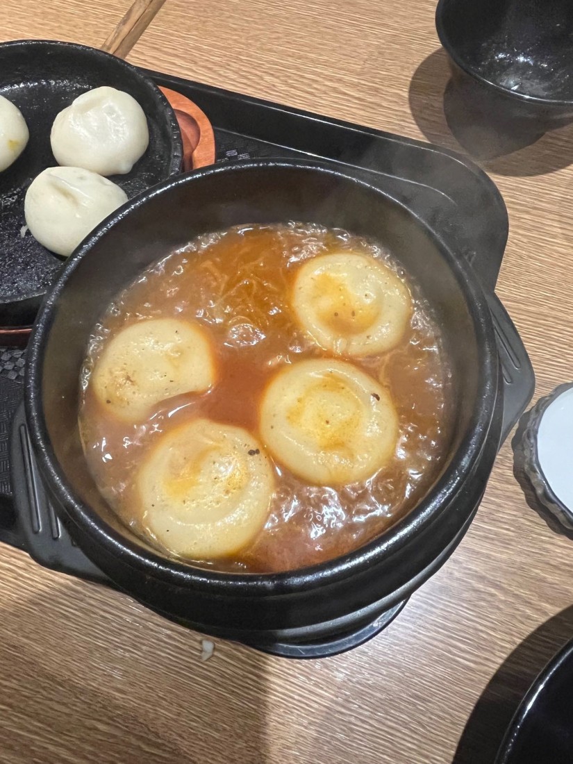 火鍋水餃子 山椒がきいた痺れと辛さ