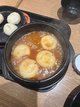 火鍋水餃子 山椒がきいた痺れと辛さ