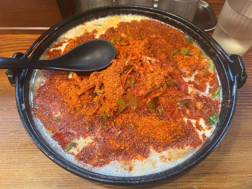 炎を吹くオロチョンラーメン 激辛