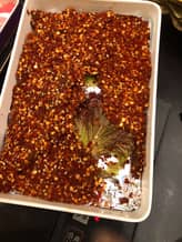 唐辛子がまぶしてある牛肉