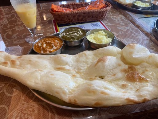 ランチカレーBセット(卵キーマカレー、ほうれん草チキンカレー) 激辛