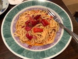セミドライトマトの辛口ペペロンチーノ