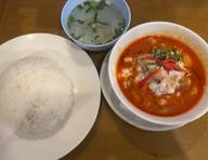 ココナッツレッドカレー（鶏肉）