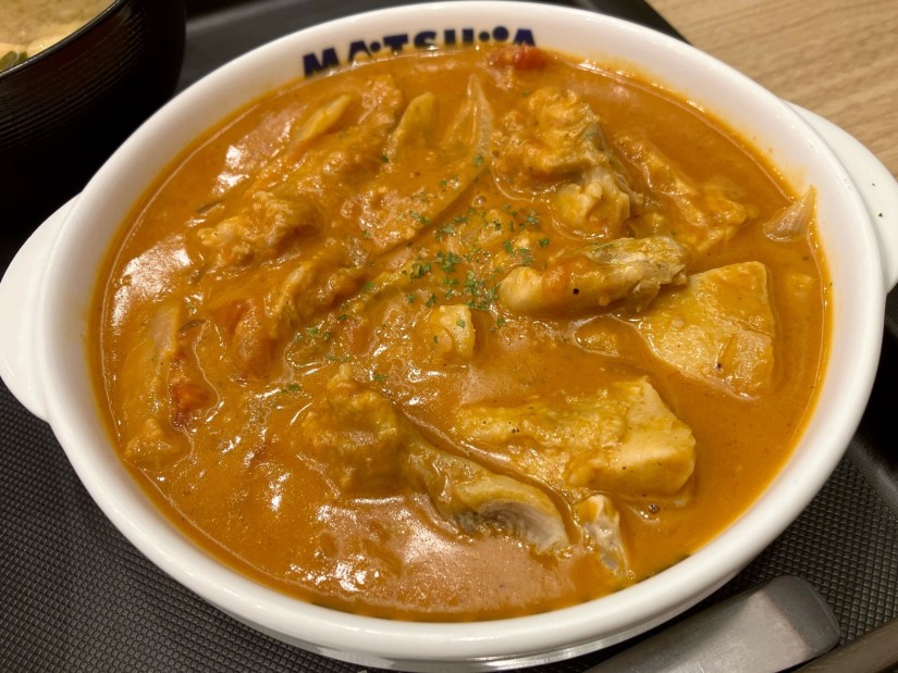 ごろごろチキンのバターチキンカレー