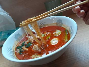 四川麻辣湯 春雨 超激辛
